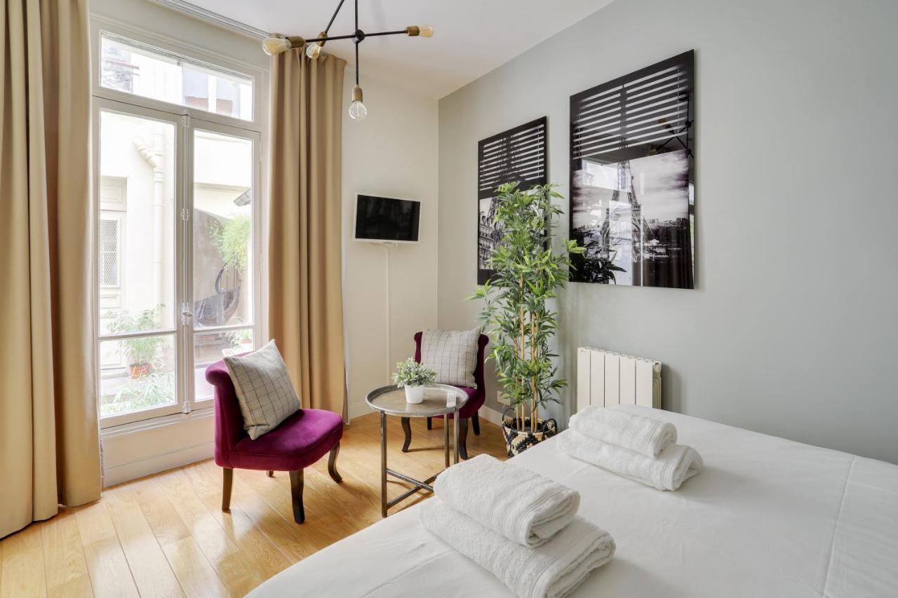 Charmant Studio Au Coeur De Paris Pour 2 Personnes By Weekome Buitenkant foto
